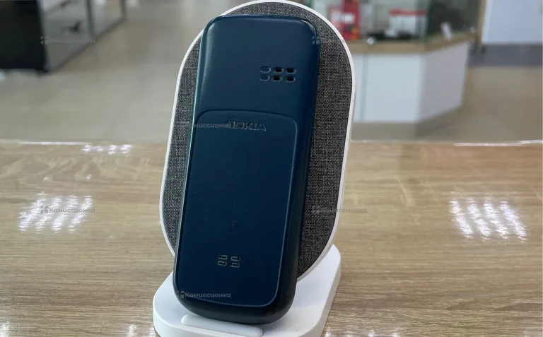 Nokia 100