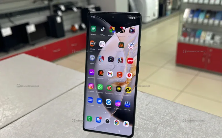 Tecno Camon 30S 6/128 ГБ