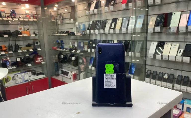 Samsung Galaxy A10 2/32 ГБ