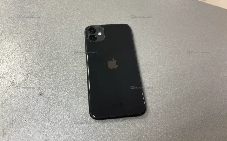 Apple iPhone 11 64 ГБ.