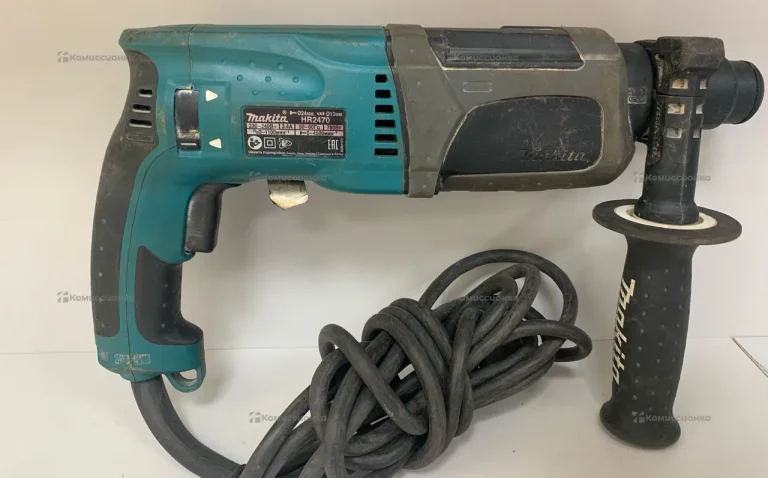Перфоратор Makita HR 2470