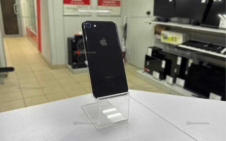 Apple iPhone 8 2/64 ГБ