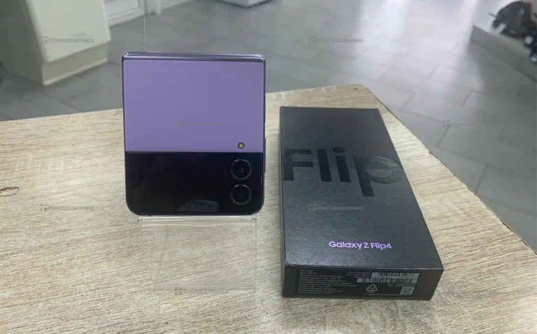 Samsung Galaxy Z Flip4 8/256 ГБ