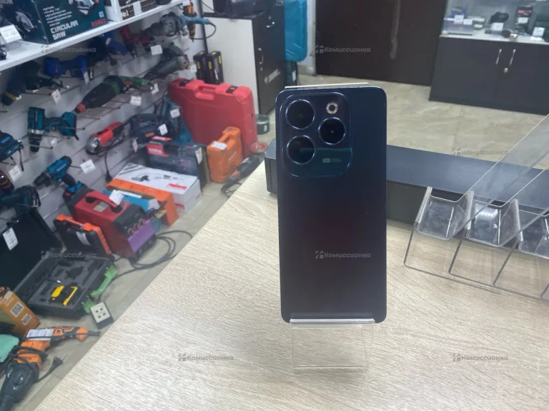 Infinix Hot 40 Pro 12/256 ГБ