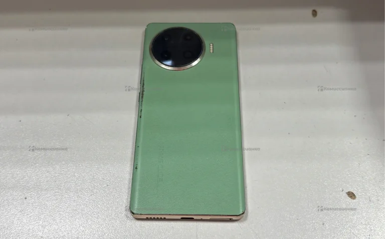 Tecno Spark 20 Pro+ 8/256 ГБ
