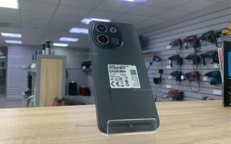 Tecno Spark 30 5G 6/128 ГБ