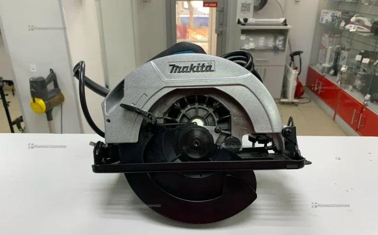 Циркулярная диск/пила сетевая Makita HS7000