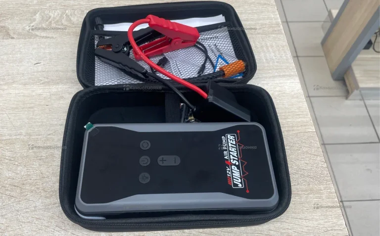 Бустер Jumpstarter 10400mah