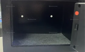 Сейф электронный URM