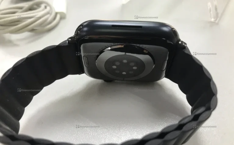 Часы  Apple Watch 8 45mm