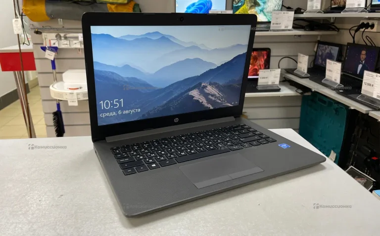Ноутбук  HP 240 G7