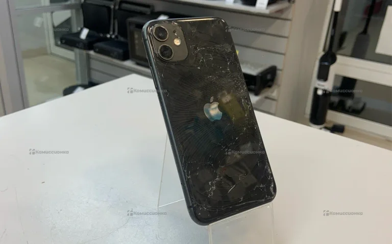 Apple iPhone 11 4/64 ГБ