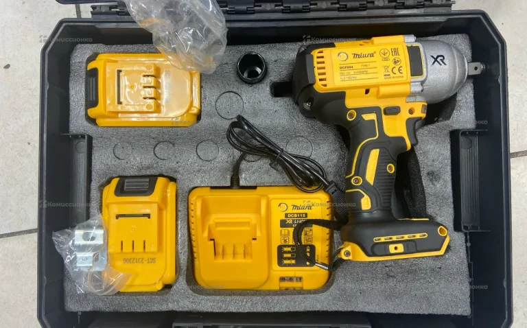 Гайковерт DeWalt реплика DCB115