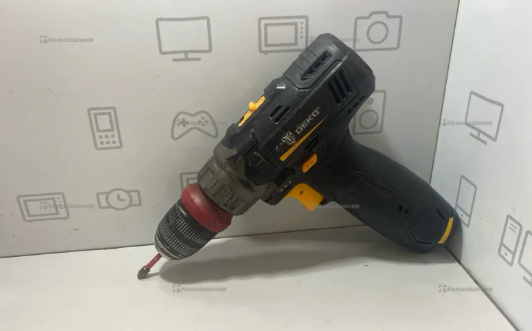 шуруповерт Deco GCD12DU3