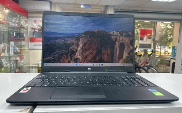 Ноутбук  HP 15dw3170nia