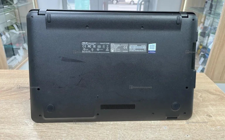 Ноутбук ASUS R540Y