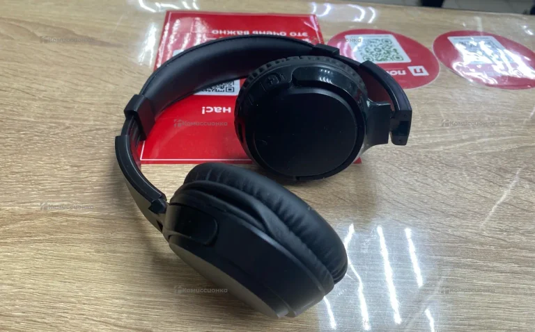 Наушники  черные (большие) TFN