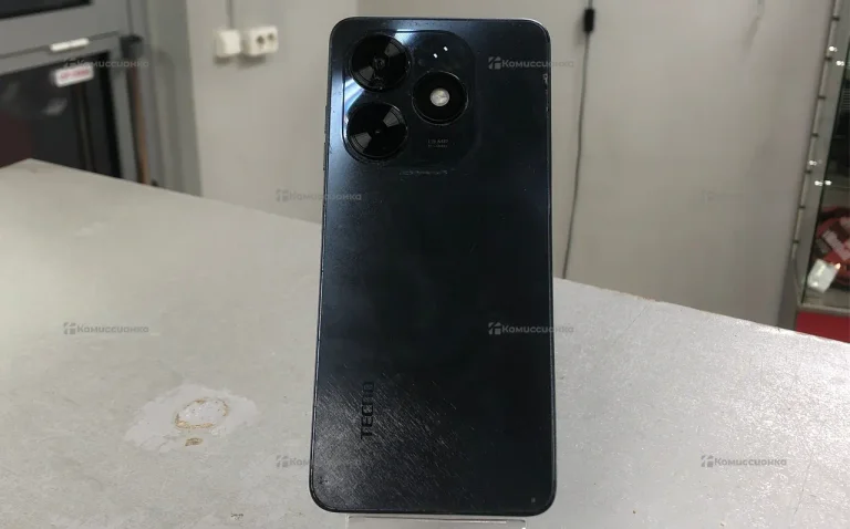 Tecno Spark Go 2024 3/64 Гб