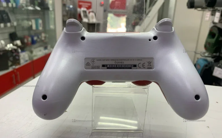 PS4. Геймпад PS4