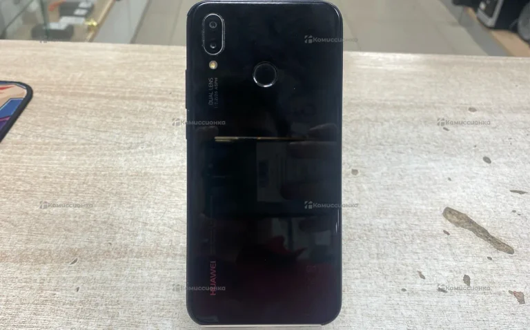 Huawei P20 lite 4/64 ГБ