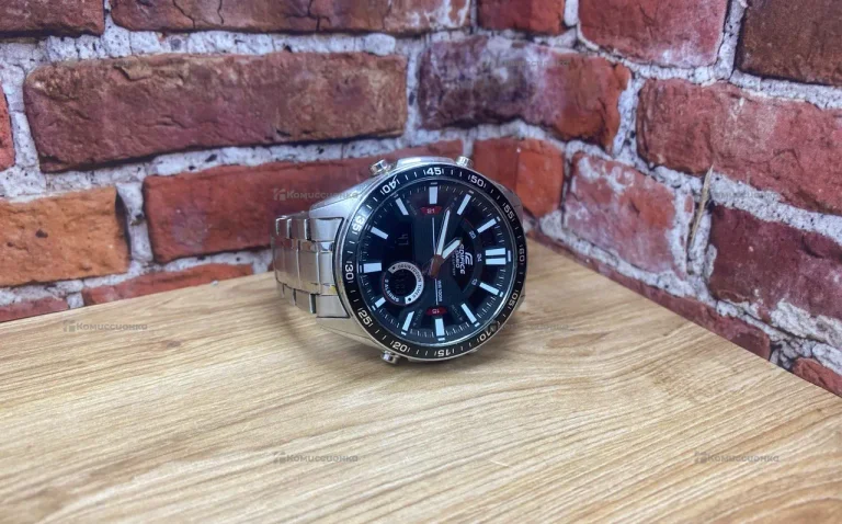 Часы  Casio Edifice EFV-C100