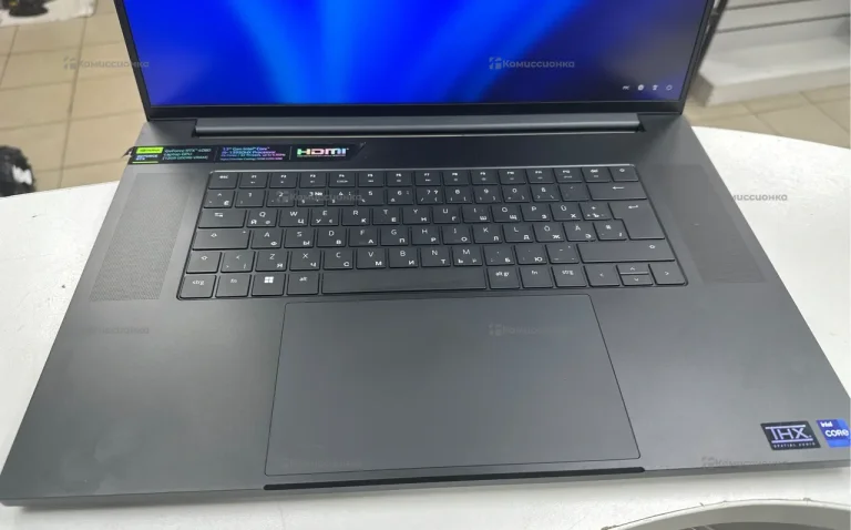 Ноутбук  Razer blade 18 4080 i9/32/1tb