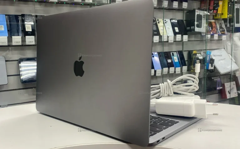 Ноутбук MacBook Pro 13 A1708