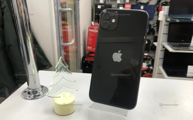 Apple iPhone 11 4/64 ГБ