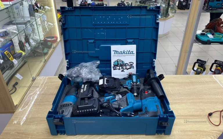 набор инструментов Makita на аккум
