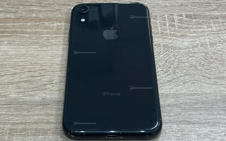 Apple iPhone XR 3/64 ГБ