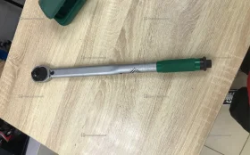 Динамометрический ключ Jonnesway T04150