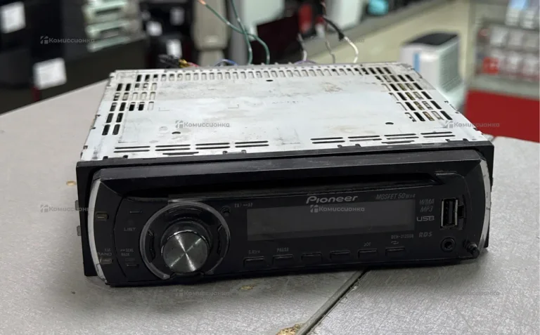 Автомагнитола  Pioneer DEH-2120UB