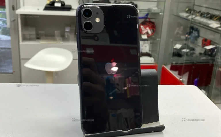 Apple IPhone 11 64Gb