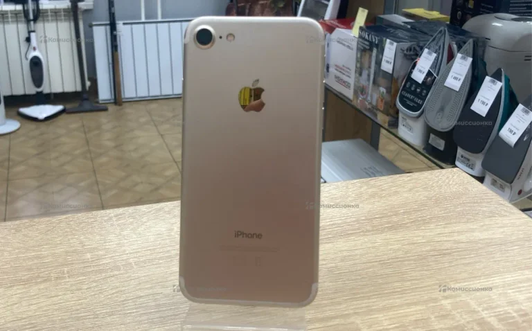 Apple iPhone 7 2/32 ГБ
