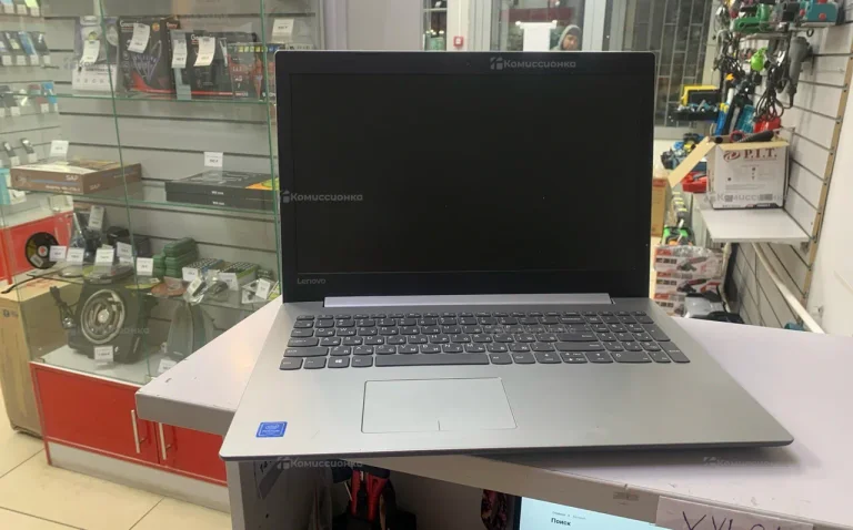 Ноутбук  Lenovo 80xr