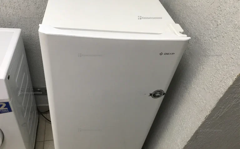 Холодильник Dexp