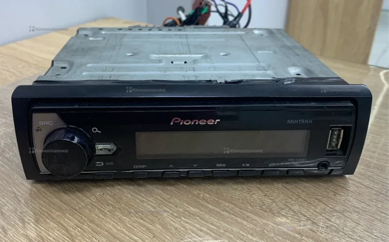 Автомагнитола  Pioneer X580BT