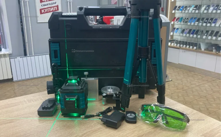 Лазерный уровень Makita реплика