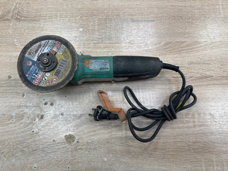 Ушм strum! AG9012TE