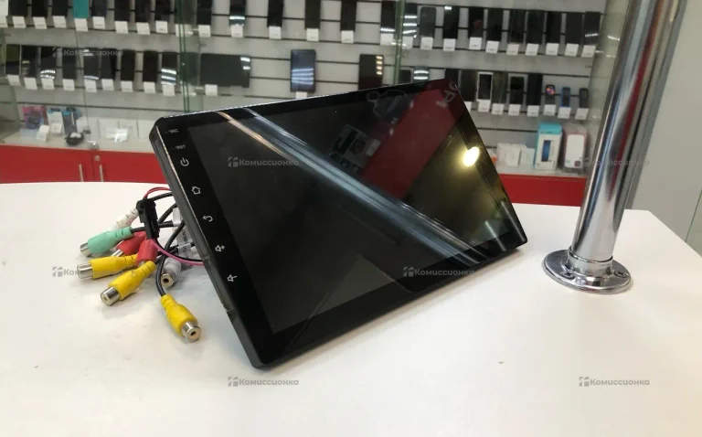 Автомагнитола  9 дюймов F1 Pro 4/64gb