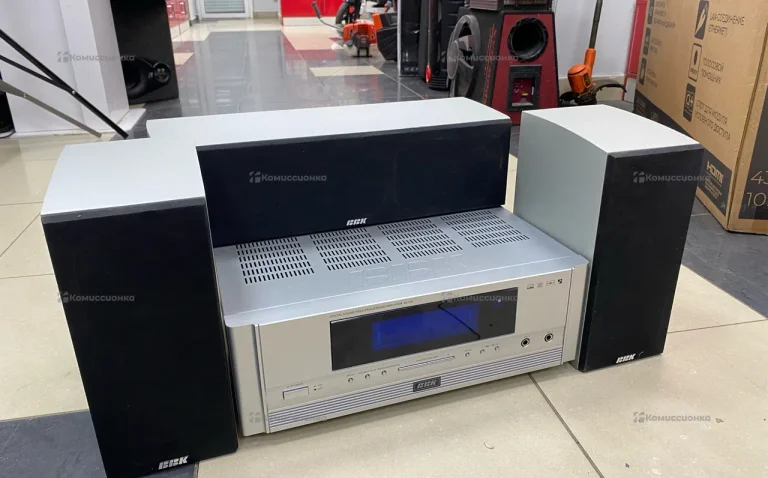Музыкальный центр BBK Av100