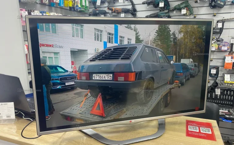 Телевизор LG• 47LA620