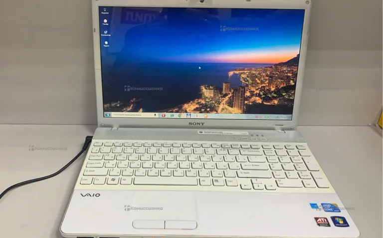 Ноутбук SONY VAIO VPCEB1M1R