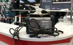 Купить Сварочный аппарат РЕСАНТА 220 lux б/у , в Курган Цена:4200рублей