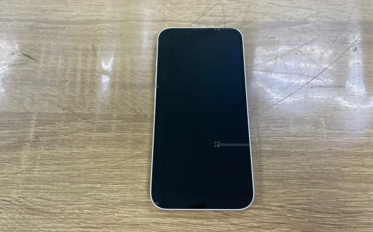 Apple iPhone 13 4/128 ГБ