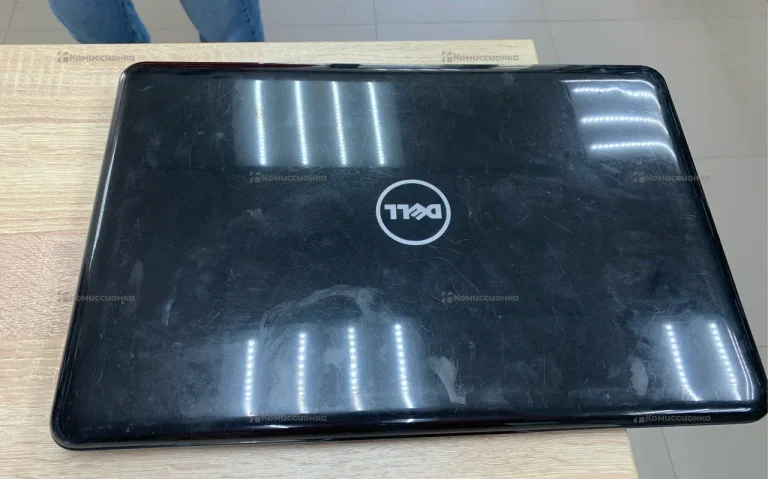 Ноутбук Dell P32