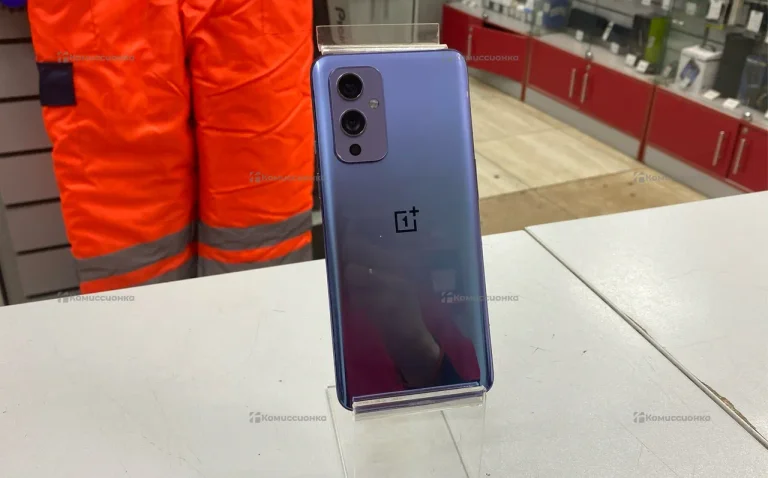 OnePlus 9 8/128 ГБ