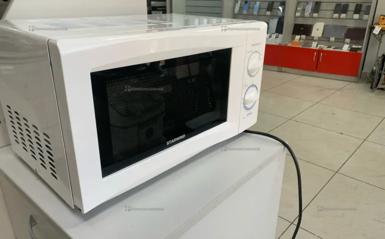 Микроволновая печь Starwind SMW2330