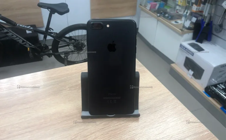 Apple iPhone 7 Plus 3/32 ГБ