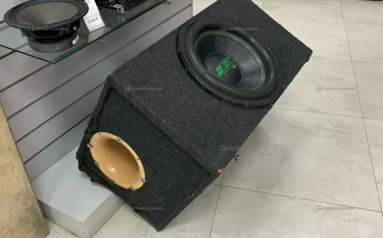 Сабвуфер DB Apocalypse 270